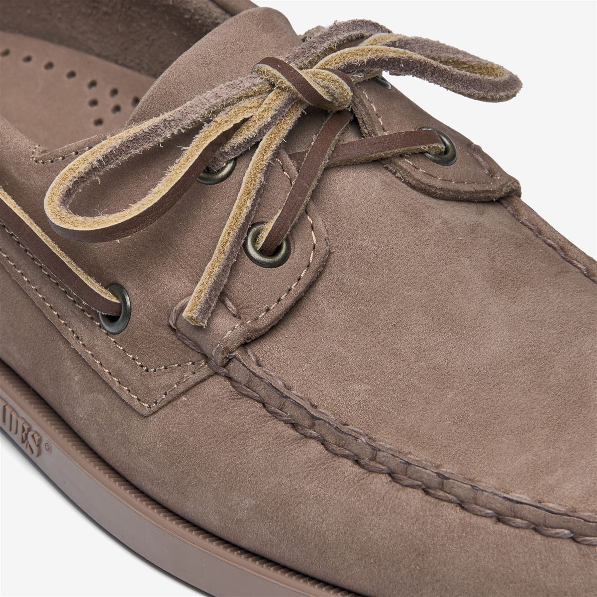 Docksides Portland Nubuck - Total Brown Taupe